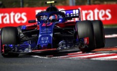 开云在线赛事平台-梅赛德斯碾压红牛二队，阿隆索刷新纪录的简单介绍