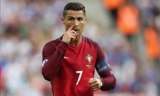 开云体育登录-绿茵铁血与红魔悲歌，爱尔兰抢七鏖战逆转比利时启示录