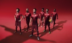 开云体育中国-当足球冲破赛道，阿森纳铁流席卷突尼斯，姆巴佩在F1弯道接管比赛