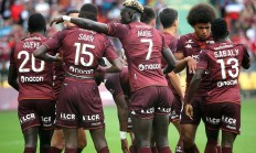 开云体育直播-包含英格兰憾负阿尔巴尼亚，领先位置受威胁的词条