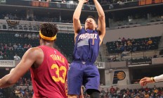 开云体育官网-太阳完胜步行者，孙铭徽统治全场