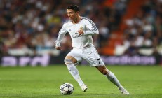 开云足球直播-绿茵与硬木的焦点对决，意甲激战与篮网末节风暴的启示