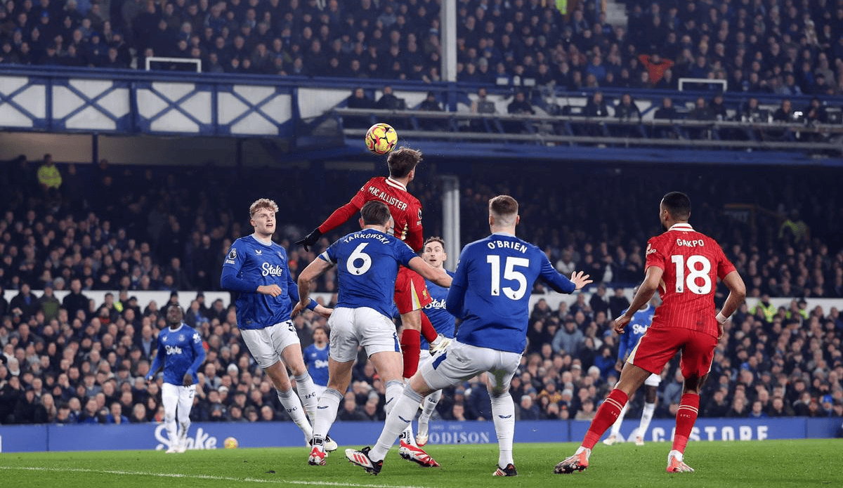 利物浦后卫策动进攻,客场三球大胜提前锁定胜局的简单介绍 利物浦后卫策动进攻,客场三球大胜提前锁定胜局的简单介绍