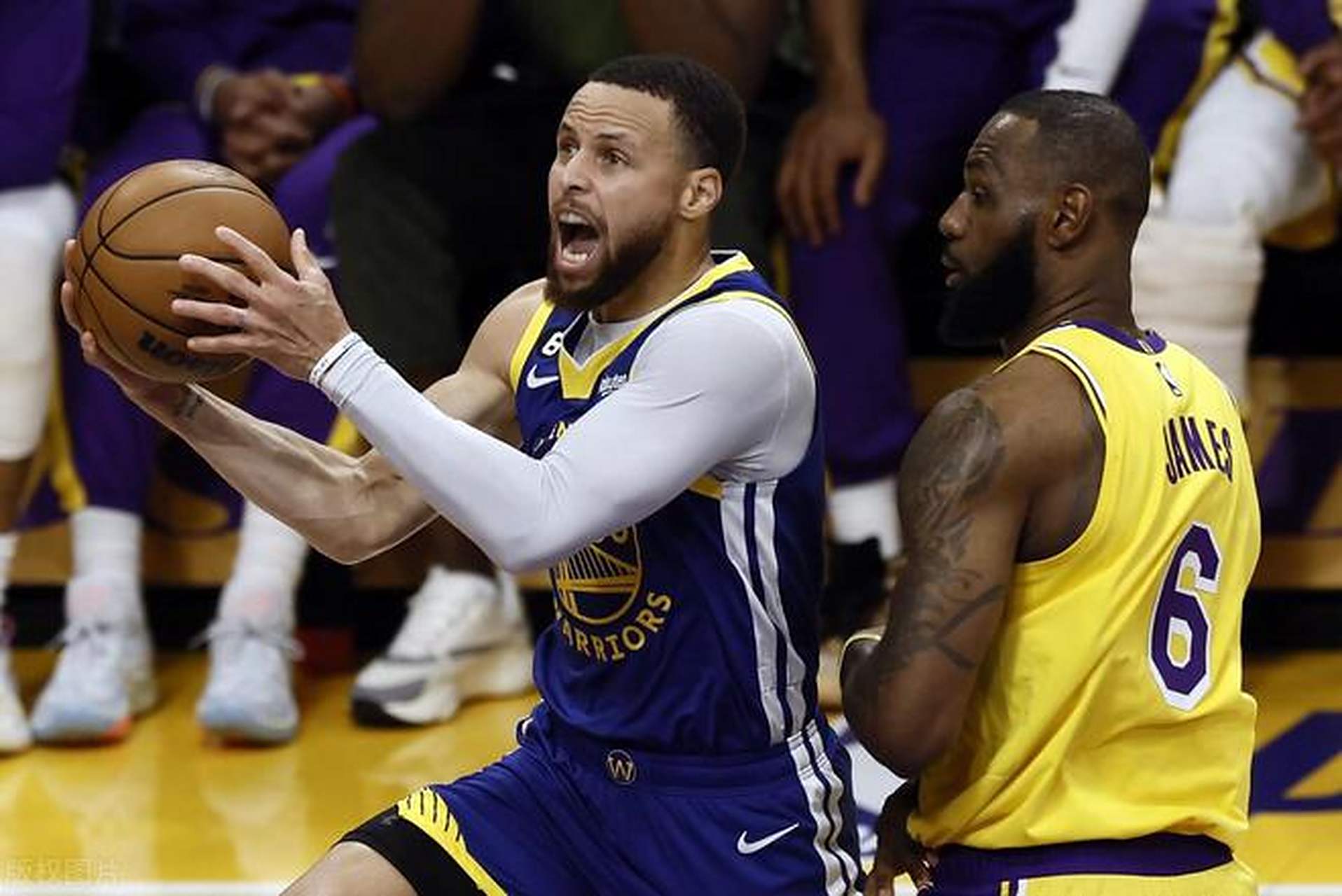 湖人客场逆转，取得关键胜利