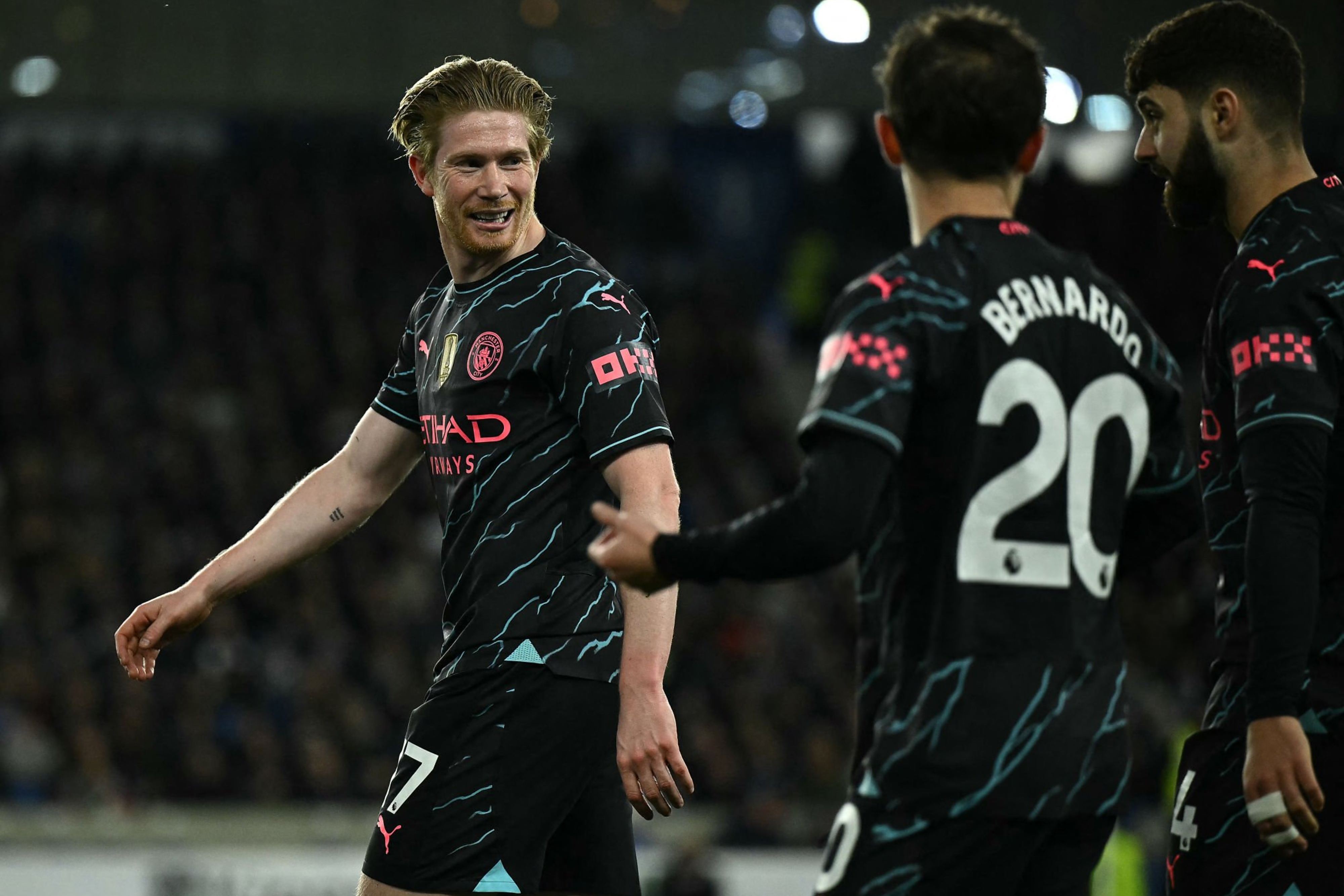 曼城实现逆转,力压对手取胜 曼城实现逆转,力压对手取胜