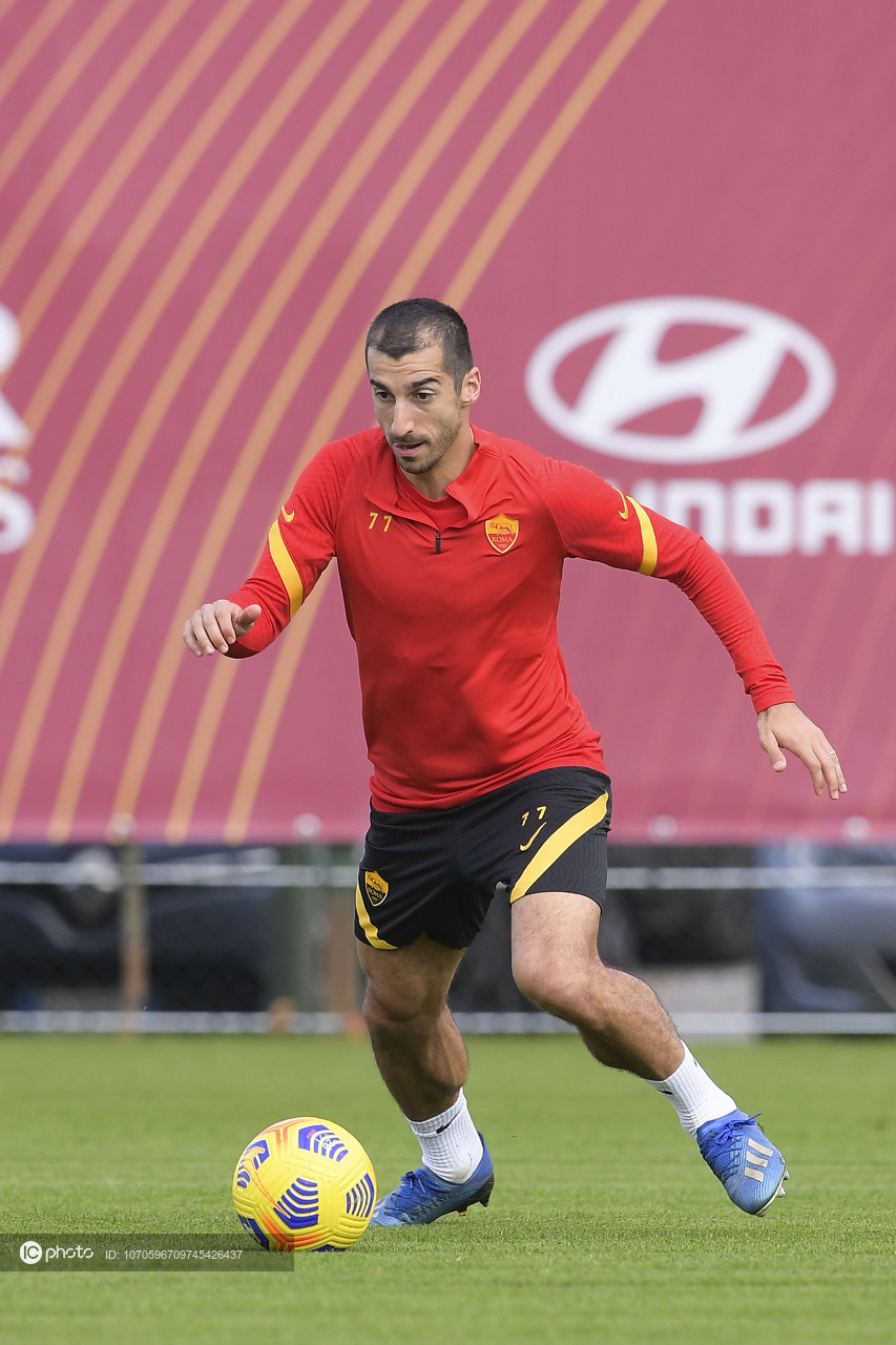 罗马后防球员因行为不当被禁赛,球队备战受干扰的简单介绍 罗马后防球员因行为不当被禁赛,球队备战受干扰的简单介绍