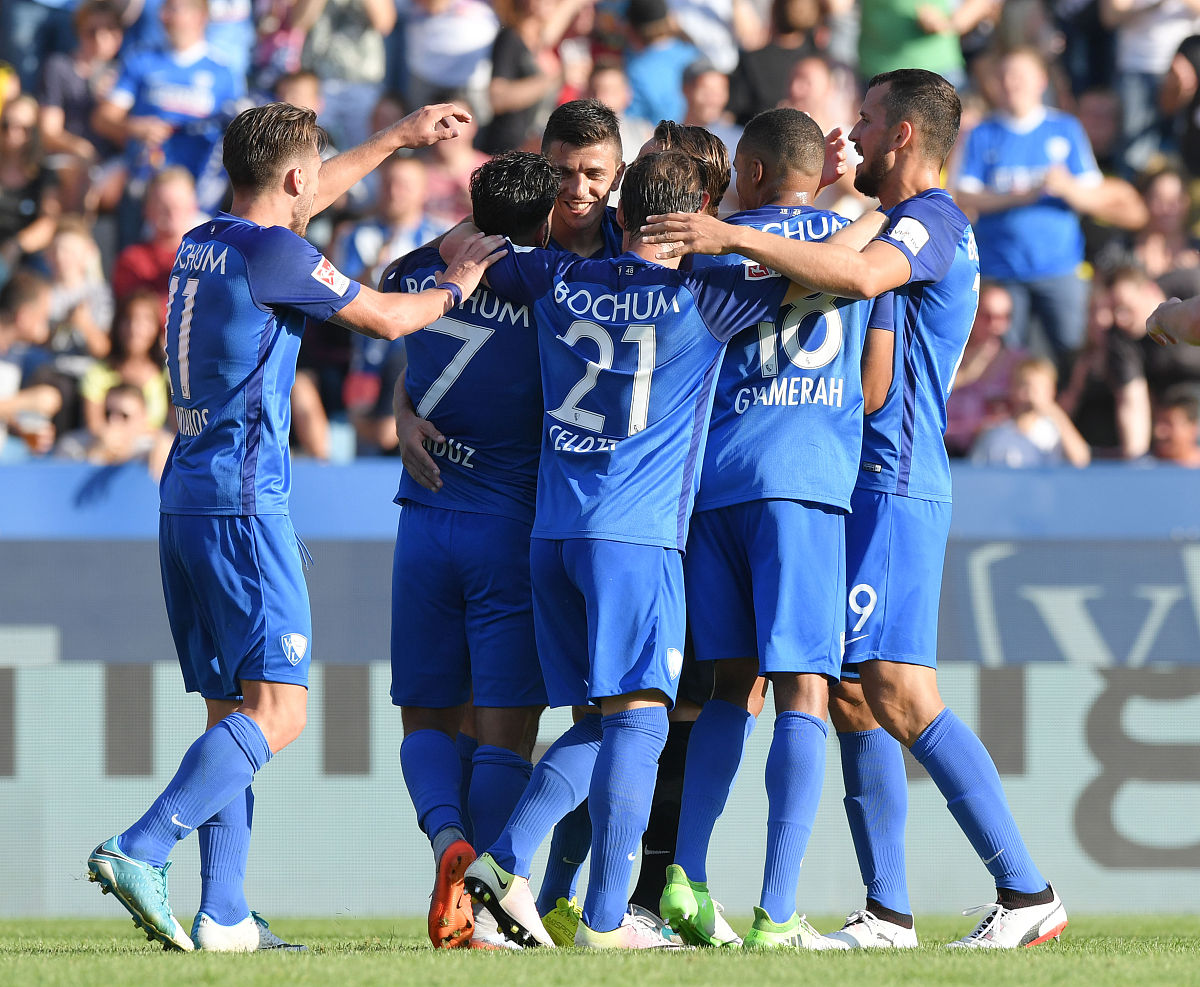 巴黎圣日耳曼-大胜绿茵足球俱乐部的简单介绍 巴黎圣日耳曼-大胜绿茵足球俱乐部的简单介绍