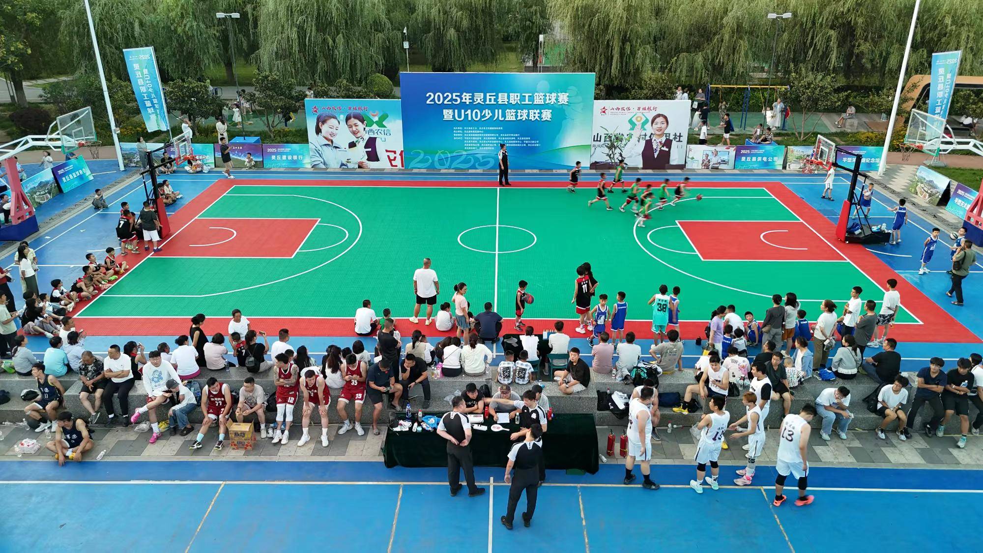 篮球赛事激烈呈现，精彩程度非凡的简单介绍