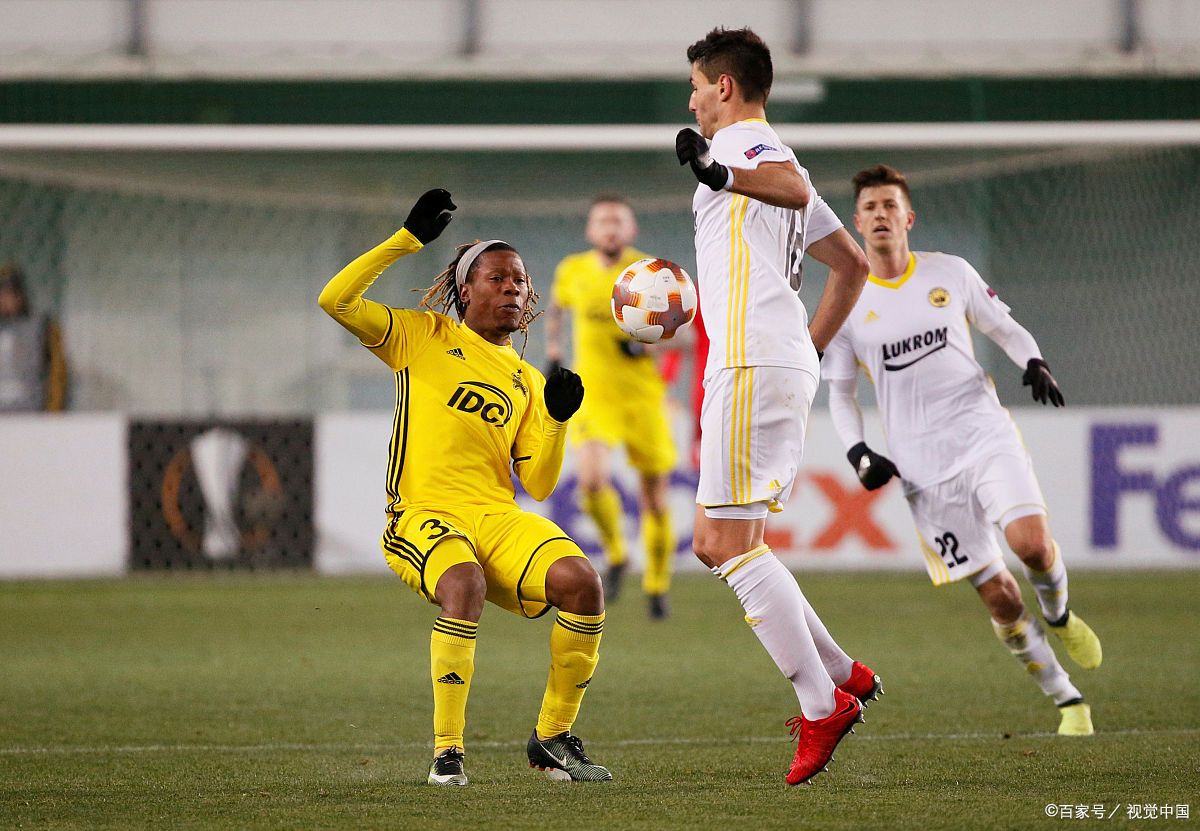 关于AC米兰与马德里竞技战成平局，晋级前景未明的信息