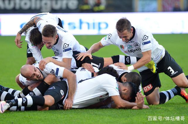 包含桑普多利亚逆转力克对手，迎来胜利的词条