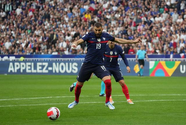 克罗地亚横扫马赛,本泽马带队取胜 克罗地亚横扫马赛,本泽马带队取胜