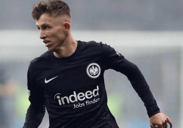 法兰克福出色表现,豪取三分继续领跑的简单介绍 法兰克福出色表现,豪取三分继续领跑的简单介绍