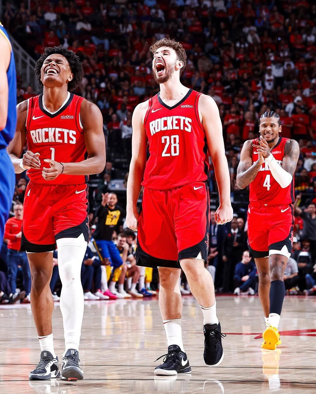 火箭完胜魔术，恩比德扛起全队