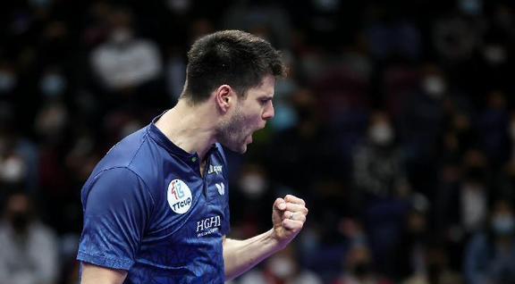 中国队险胜波兰队，奥恰洛夫关键制胜