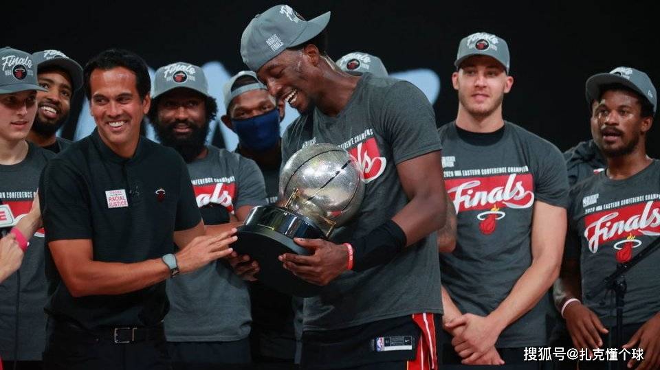 包含热火队球员在公益活动中展现出战斗力的词条