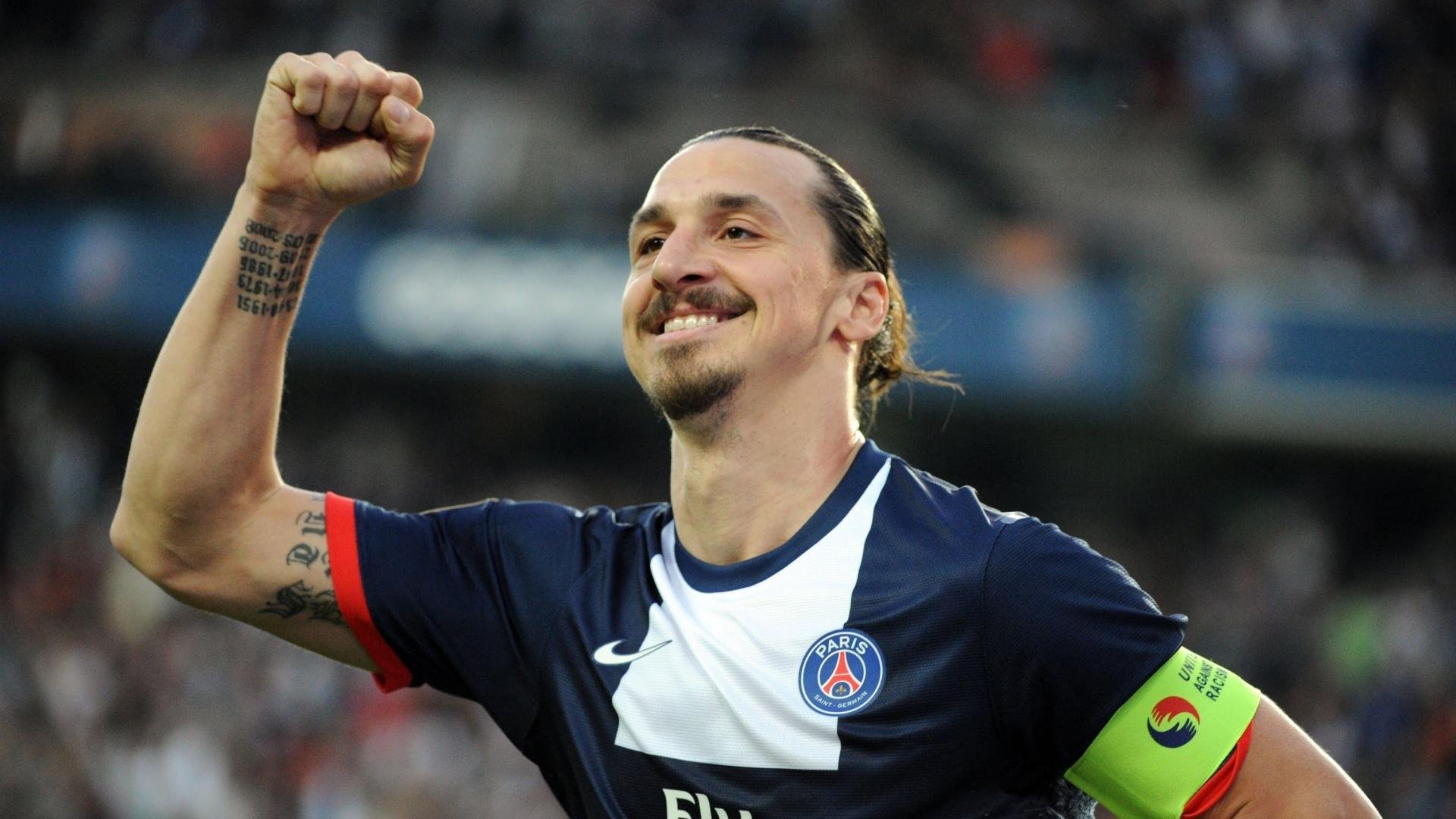 赛道与绿茵，当F1年度争冠焦点战遇上乌拉圭关键战突围阿尔及利亚