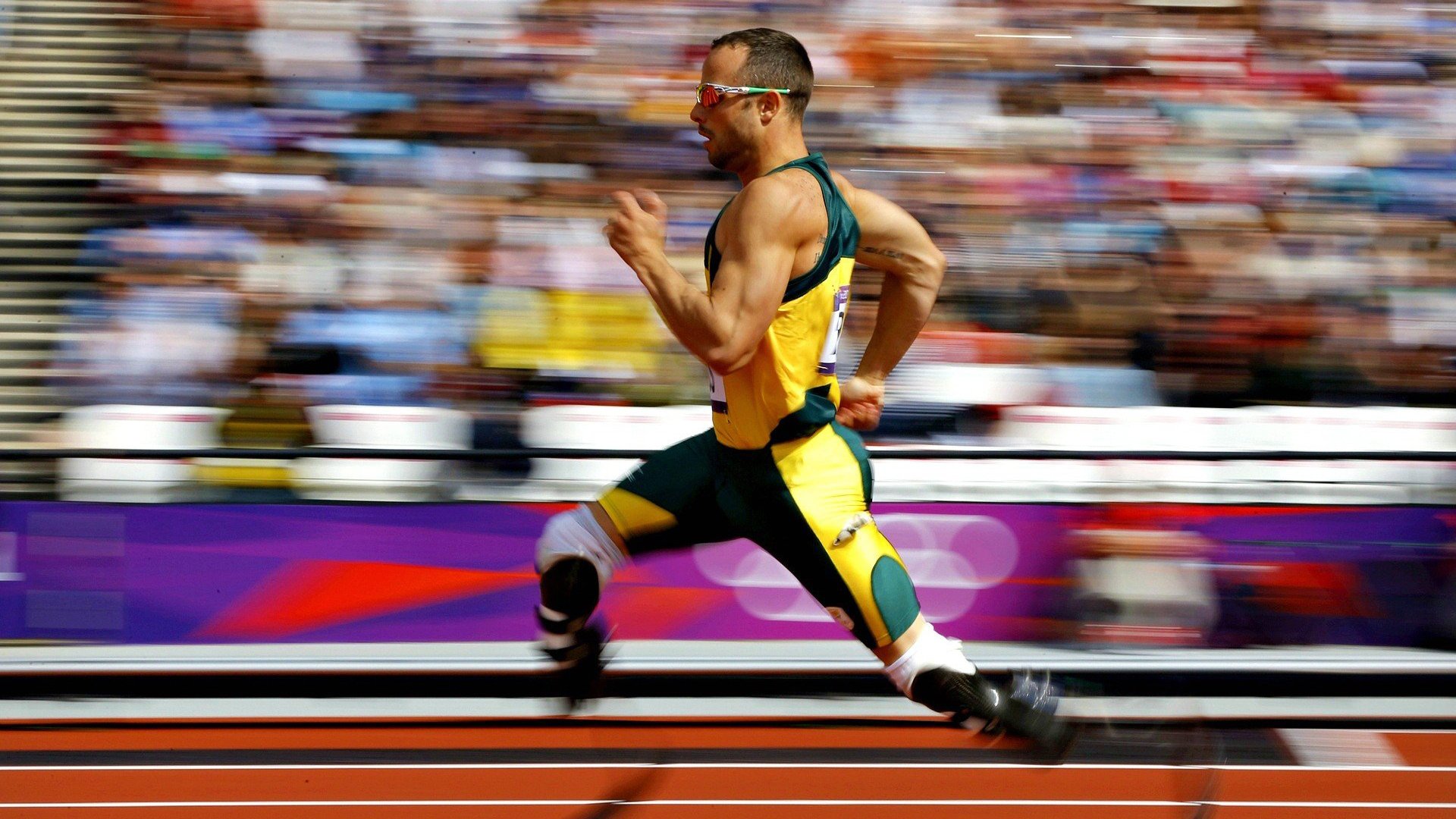 绿茵场上的战争隐喻,当卡马文加在美加墨世界杯接管比赛,我们想起了什么?